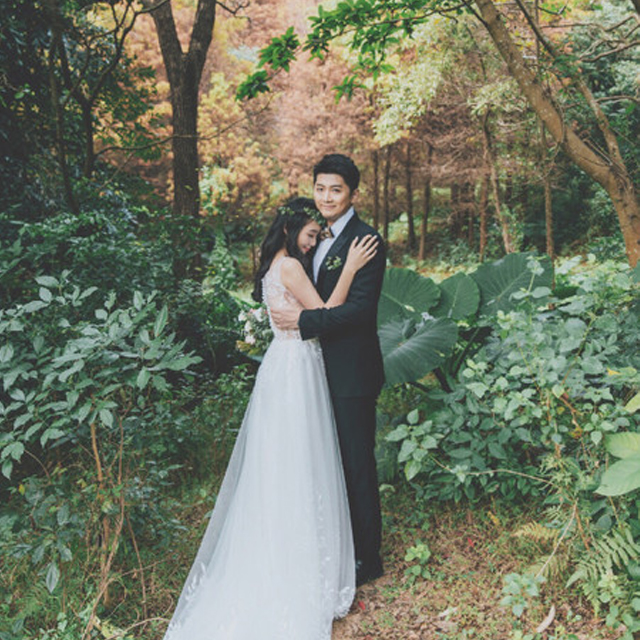 钟婉仪和李恩泽的婚礼请柬